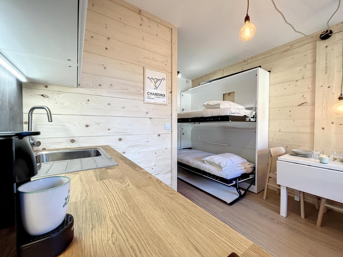 Superbe Studio Refait A Neuf Et Tout Equipe Avec Parking 샤모니 외부 사진